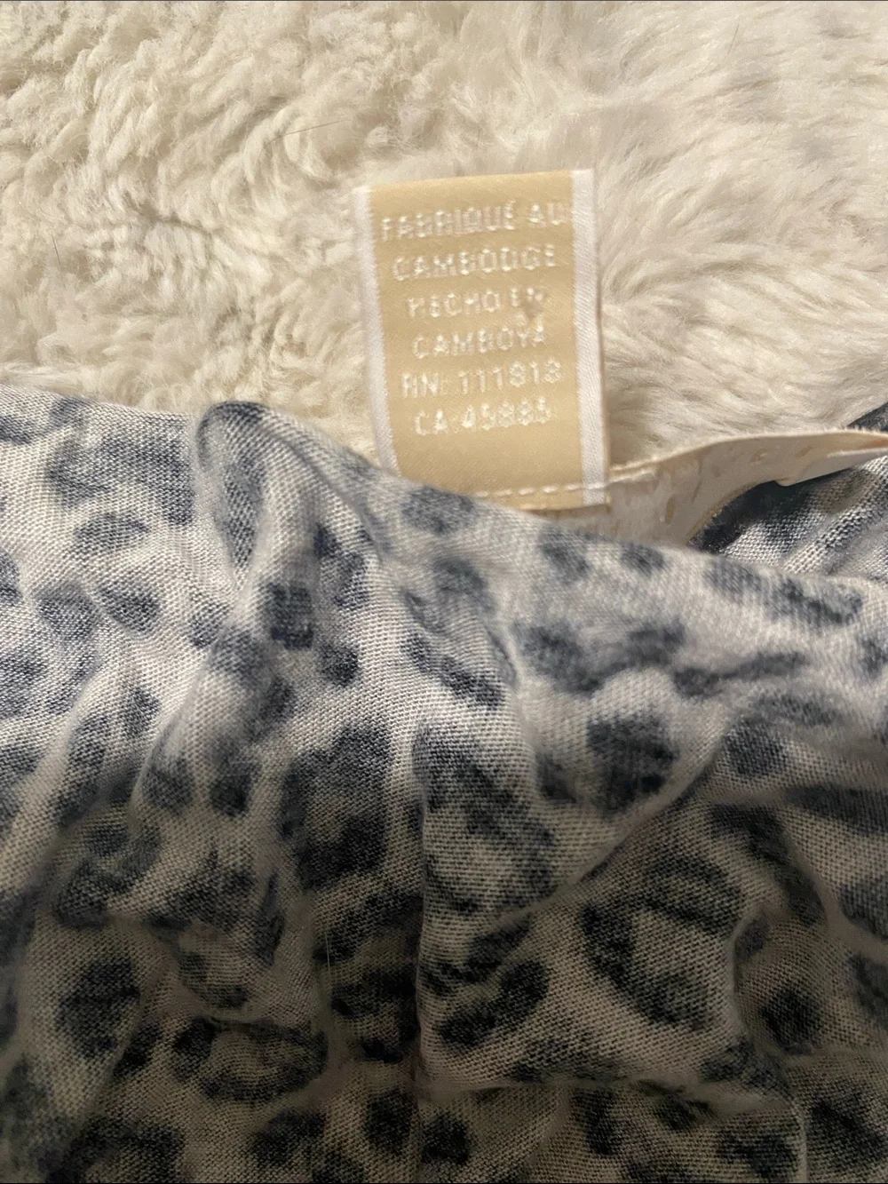 Michael Kors Leopard Print V-Neck Shirt - Black & Cream